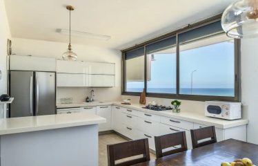Netanya: Luxury duplex overlooking the sea