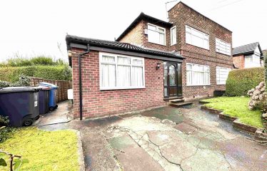 Spacious Family home in Broughton Park, Manchester sleeping 10+