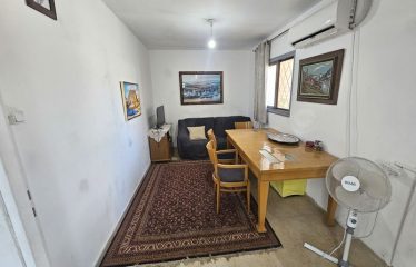 Vacation accommodation in a private house with a large yard in the center of Kiryat Shmona